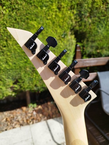 Jackson JS Series Rhoads JS32 Electric Guitar Satin Black EMG 81, Gig Bag - Picture 5 of 9
