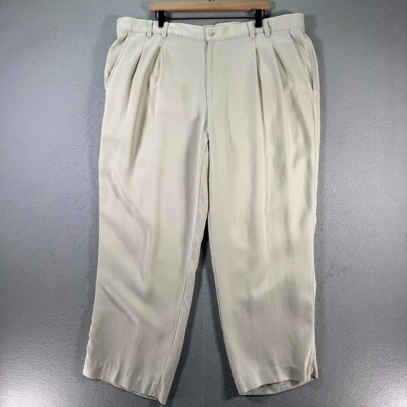 Tori Richard Chino Pants Men 42 Beige Straight Leg Lyocell Pleated Office Casual