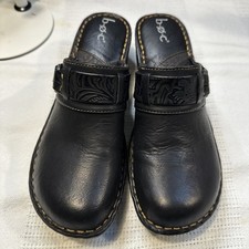 B.O.C. Womans 10M Black Western Strap Metal Ring Clog Mule Shoe