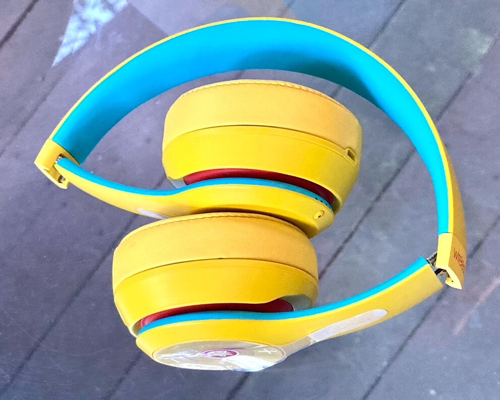 New Sealed - Beats Solo3 Wireless Bluetooth Club Collection New Sealed - Beats Solo3 Wireless Bluetooth Club Collection