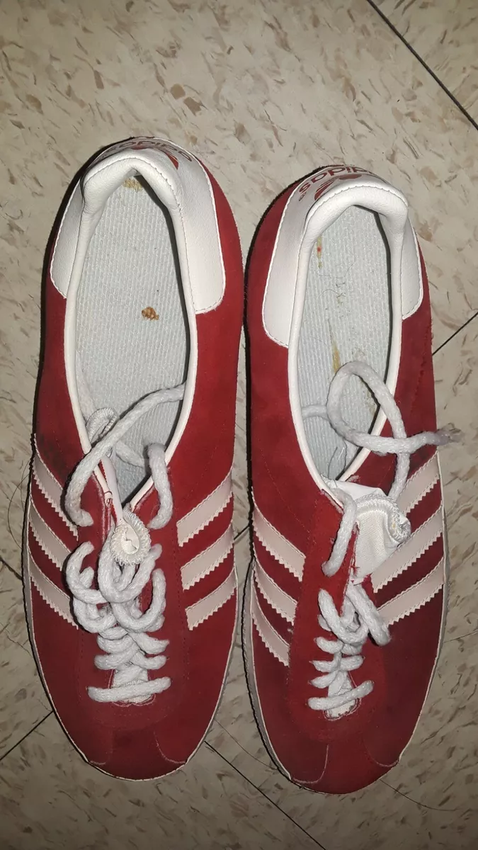 VTG ADIDAS GAZELLE ..CANADA EH ..9.5....PREOWNEDExcellent COND