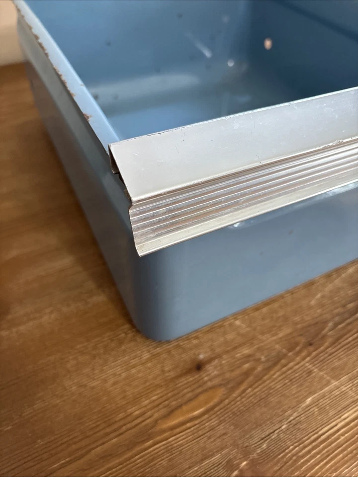 Vintage 1950s GE General Electric Fridge Vegetables Drawer Blue Enamel - Image 3 of 4