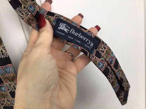 Burberrys Men’s Black, Blue & Red “tulip” Flower Print 100% Silk Tie, USA. - Picture 3 of 6