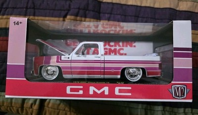 M2 Machines GMC Sierra Grande 15 1976 Diecast Pickup Truck 1:24 Pink  White Red