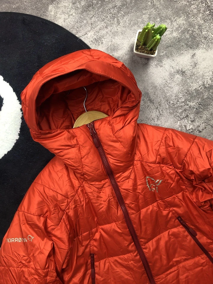 Chaqueta acolchada NORRONA Hype naranja mini logotipo exterior Gorpcore Foto 4 de 4