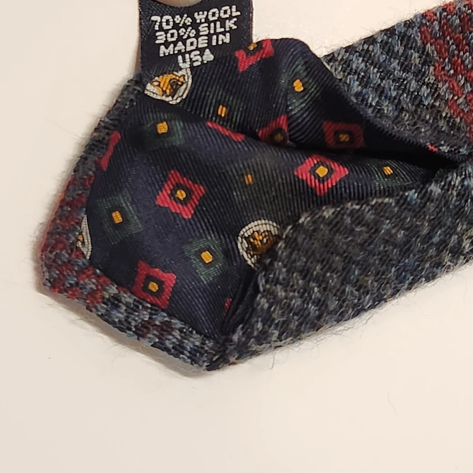 De Colección Tommy Hilfiger Corbata a Rayas Lana Mezcla Seda Escudo Logo Hecho en EE. UU. 58" Largo Foto 4 de 4