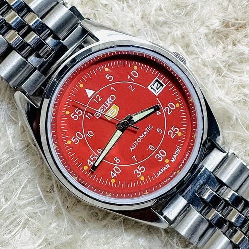 Vintage Seiko 5 Automatic Movement No. 6309-5820 Red dial Men's Wristwatch