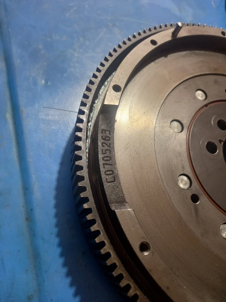 volano di massa frizione Volkswagen Golf 5 1.9 Tdi Ricambio usato - Immagine 3 di 4