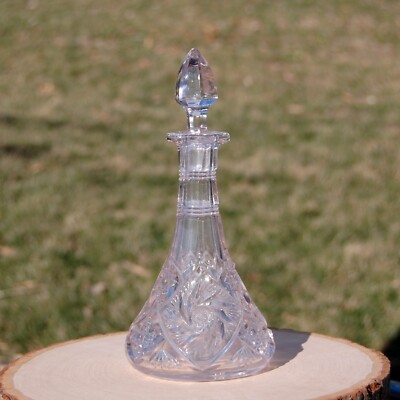 Cambridge EAPG Glass 8'' Tall Cologne 6 oz Bottle in 2699 BUZZ SAW ~ Sun Violet 