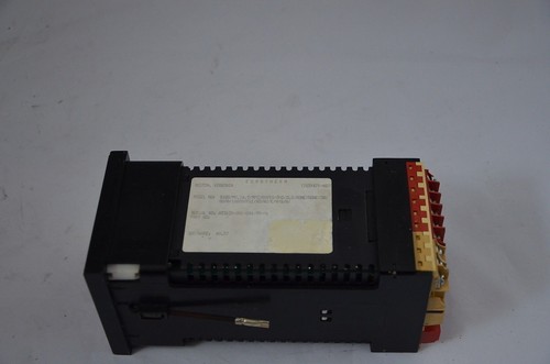 818S EUROTHERM THERMAL CONTROLLER 818 S - Picture 3 of 4