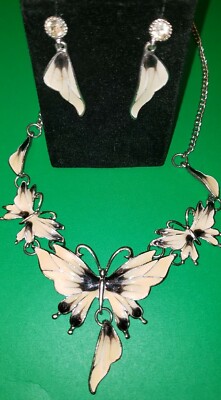 New Betsey Johnson Cream Enamel Butterfly Statment 18