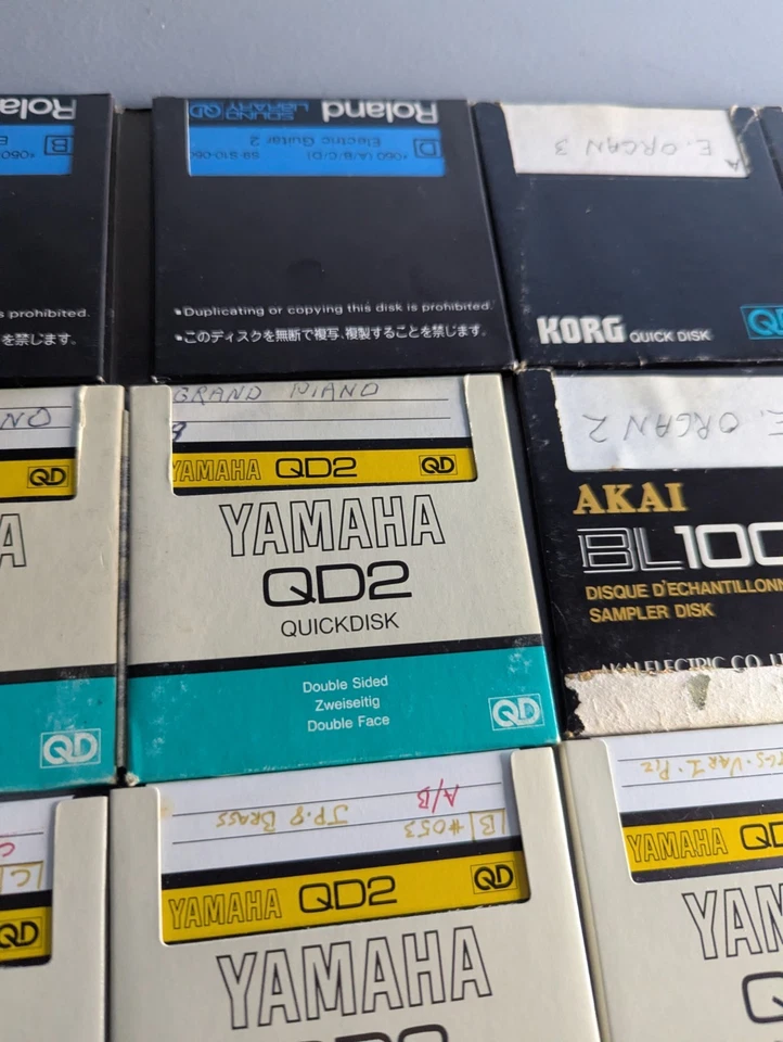 Lot of 13 Vintage Quick Disks / QD - QD2, Roland, Akai,  Korg & Yamaha  - Image 3 of 4