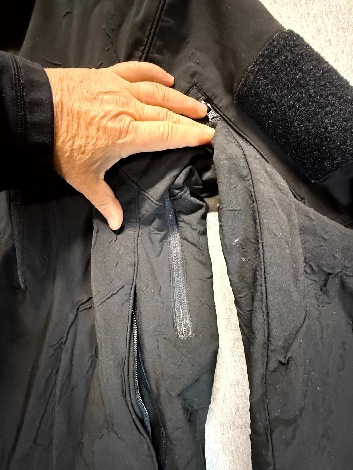 Condor Phantom Softshell Jacket Mens Med Black Fl… - image 10