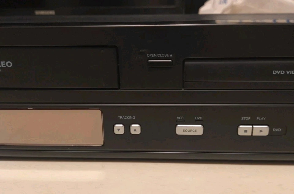 Philips DVP3345VB/F7 DVD Player - Black No Remote Tested Working  - Image 4 of 4