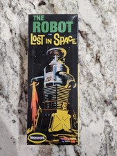 Moebius 418 Lost in Space Robot B-9 1/24 Scal...