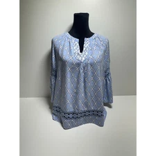 Crown & Ivy Sz L Blouse Blue White Geometric Pattern 3/4 Bell Sleeve 