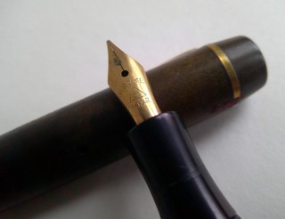 sehr alter MONTBLANC Füllfederhalter WARRANTED 14 KAR Feder