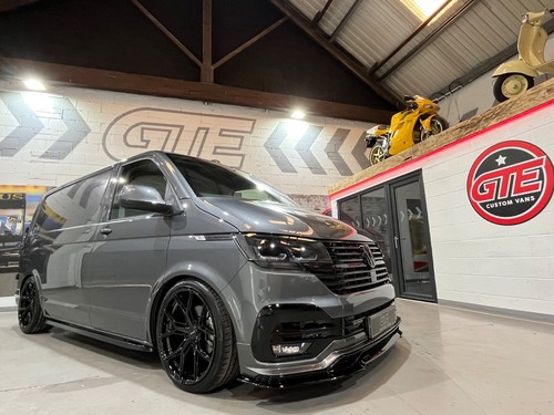2024 - VW T6.1 Transporter Highline 150 - GTE-R - Picture 2 of 24
