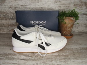 reebok classic lace up jogger
