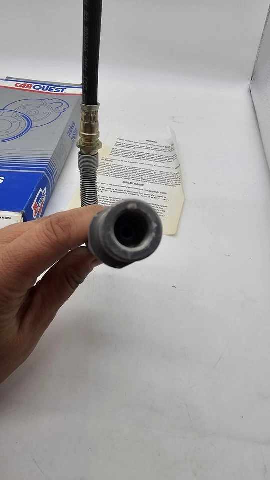 Manguera hidráulica de freno CARQUEST BHA380203 Foto 3 de 4