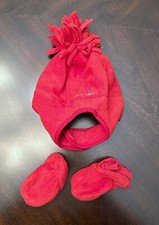 EUC Infant/Toddler Boys Old Navy Red Fleece Hat  Mittens Size S 6-12 months 