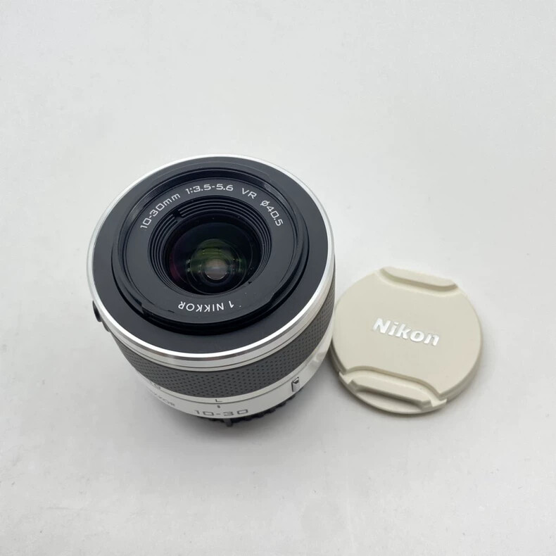 Nikon1J5　＋　Nikon 1Nikkor 10 Amazon.com : Nikon 1 J5 Mirrorless Digital Camera w/ 10-30mm PD