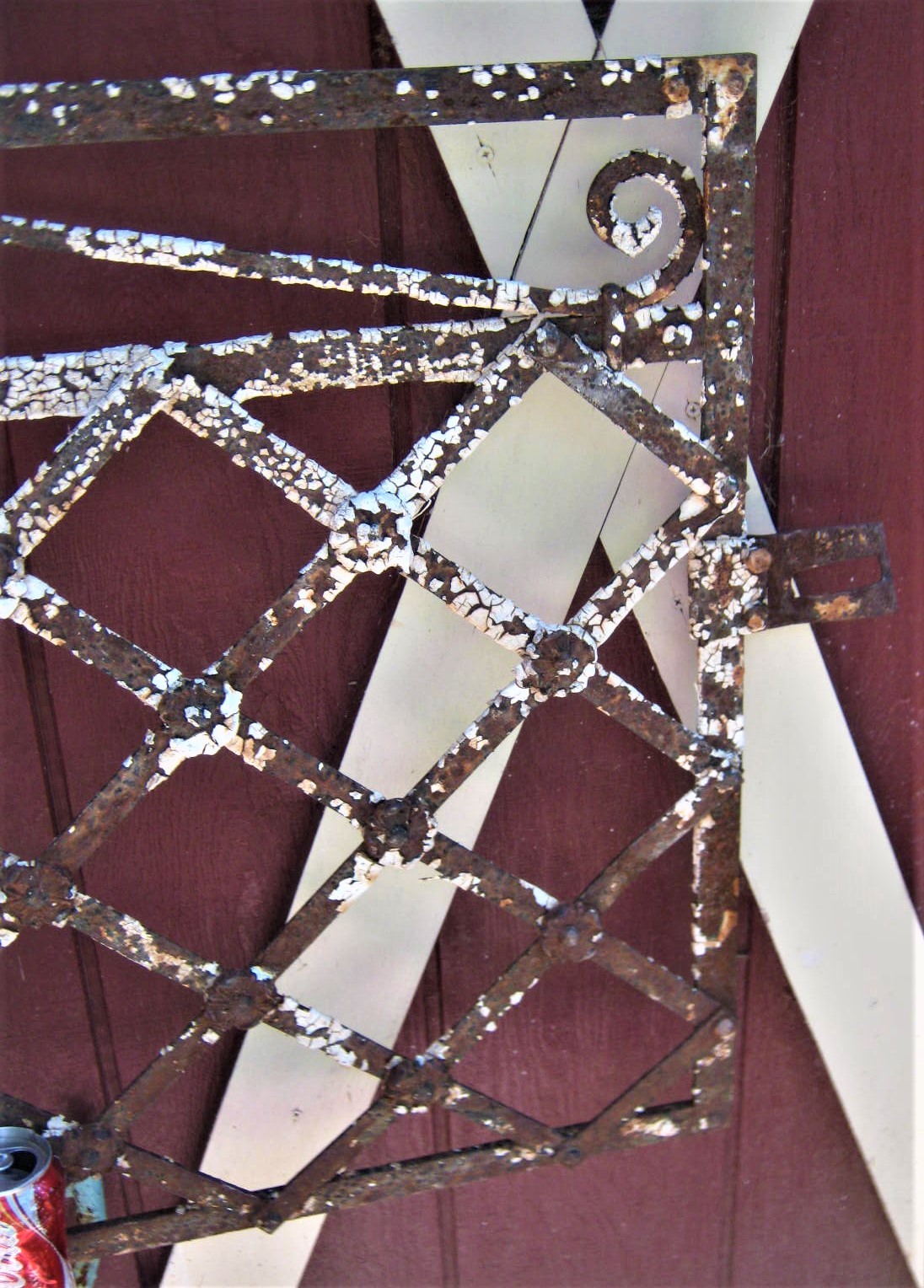 ANTIQUE ARCHITECTURAL US WROUGHT IRON FLOWER GARDEN GATE WALL ART