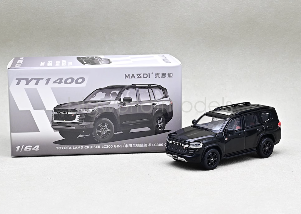 【新品・未開封】1/64 ランドクルーザー ミニカー3台セット MASDI Masdi 1:64 Black For LC300 Land Cruiser GR-S ORV Sports
