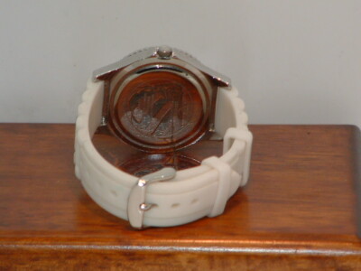 Pre-Owned Women display picture 3