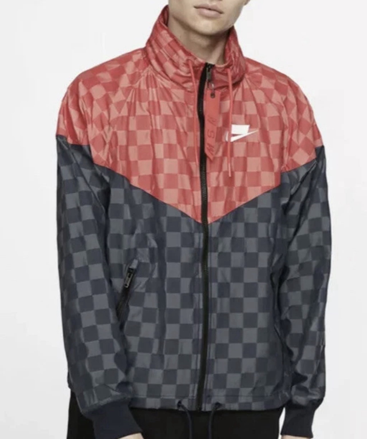 Nike NSW Windrunner Jacket with Packable Hood Red… - image 1