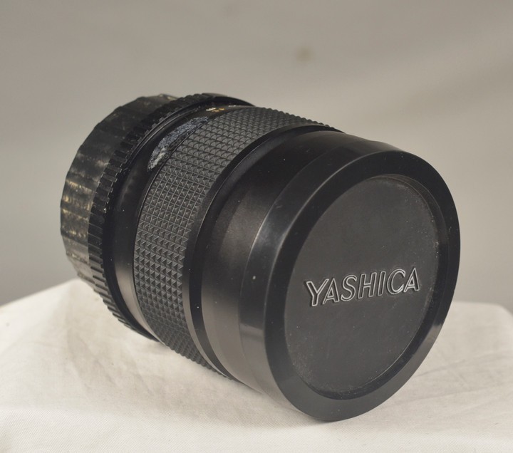 Yashica ML Zoom 42-75mm f3.5-4.5 Lens /Yashica Mount /Serial