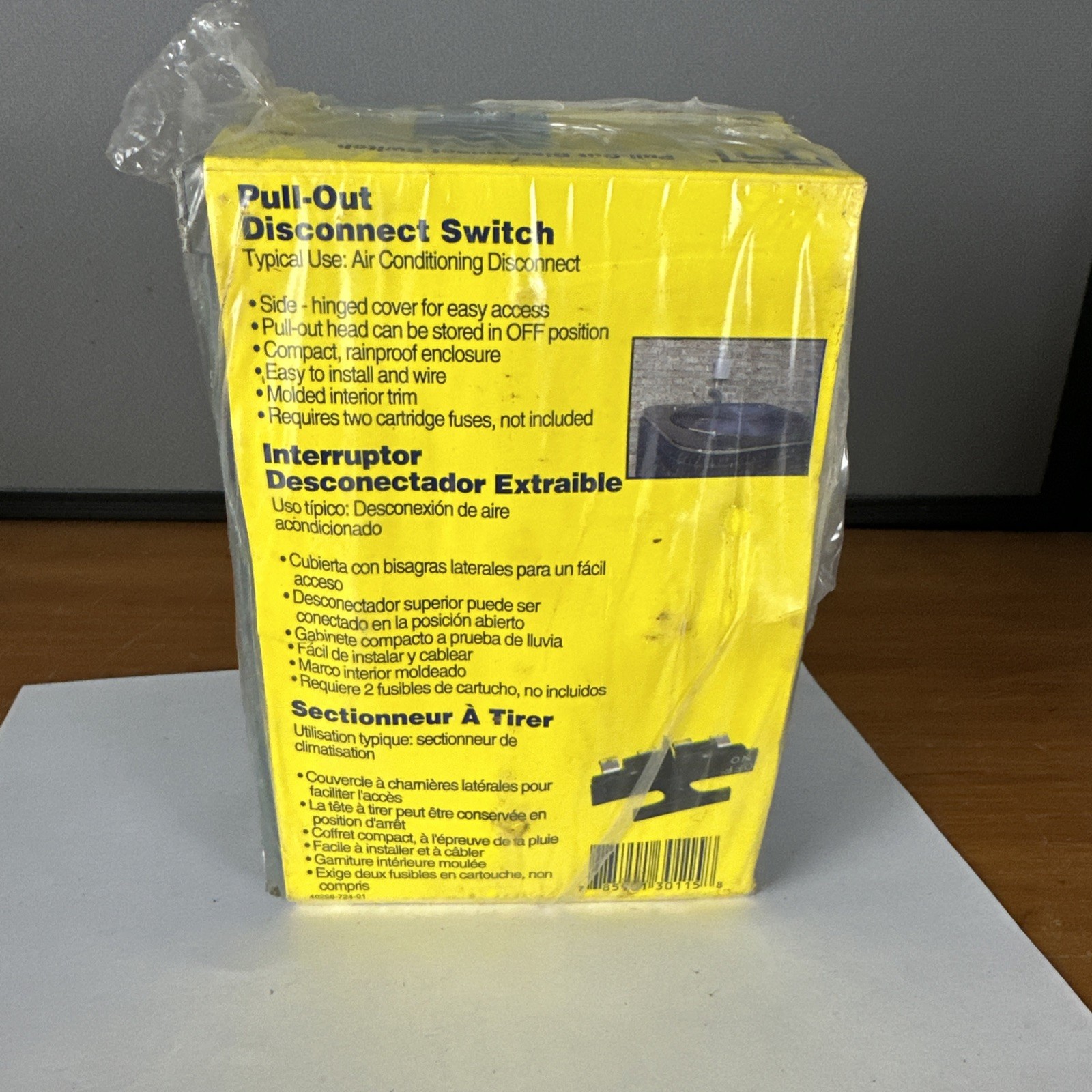 NEW SQUARE D FP221R PULL-OUT DISCONNECT SWITCH 30 AMP FUSIBLE