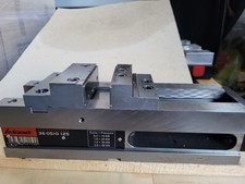 Garant NC Schraubstock 125