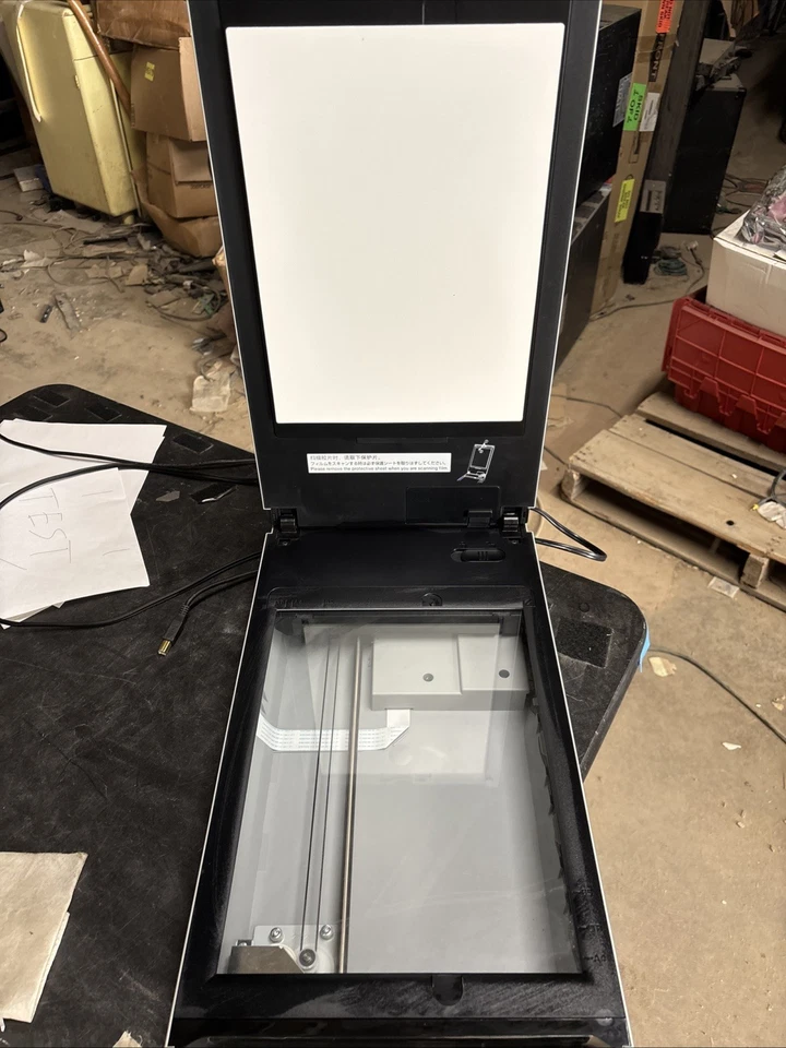 Canon CanoScan 9000F Color Image Scanner Tested WORKING - Image 2 of 3