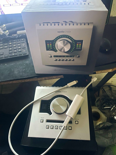 Universal Audio Apollo Twin Thunderbolt Audio Interface