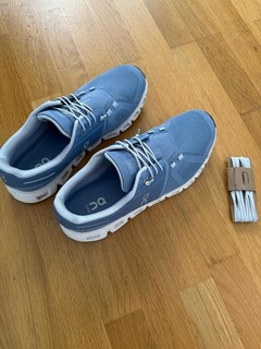 ON HERREN SNEAKER hellblau/weiss Gr. 44