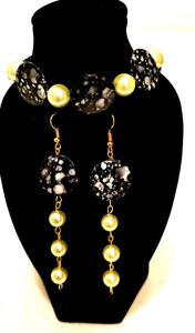 8'' Bracelet-Black-white round breads-Green pearls beads w/3"Earring Set w/Clasp
