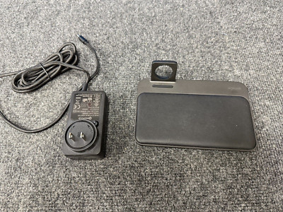 NOMAD Base Station - Apple Watch Edition - Multi Device Charging Pad