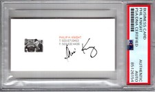 PHIL KNIGHT HAND SIGNED NIKE BUSINESS CARD      OREGON FOOTBALL      PSA SLABBED