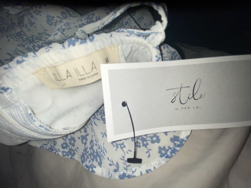 NWT Illa Illa Tank Top Cottage Floral Ruffled Adjustable Boho Medium New STILE - Picture 3 of 4
