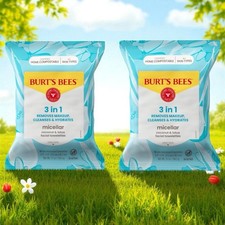 NEW Burt  s Bees Lot of 2 Micellar 3 in 1 Makeup Removing Towelettes 30ct Each