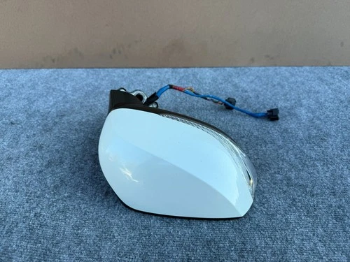 INFINITI Q60 2017-2022 OEM RIGHT PASSENGER DOOR MIRROR W/ CAMERA ASSEMBLY WHITE