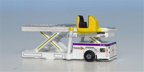 Fantasy Wings Thai Airways Cargo Set 1:400 Accessories Pre-built Model - Afbeelding 5 van 16