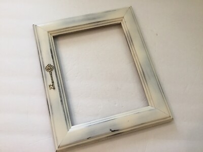 White Farmhouse Shabby Chic Wood Frame, 8x10, with Key Embellishment