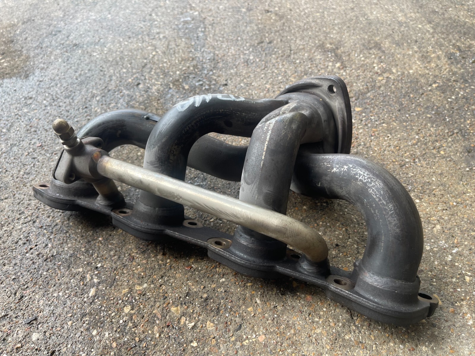 2007 Maserati Quattroporte 4.2L RIGHT PASSENGER SIDE EXHAUST MANIFOLD HEADER OEM