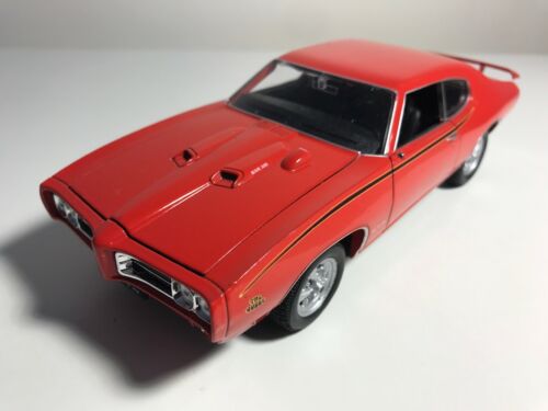 Welly 1969 Pontiac GTO Collectable Scale 1:24 - Picture 3 of 9