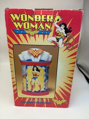 DC Comics Wonder Woman Limited Edition Ceramic Container vandor