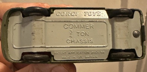 Corgi #354 Commer 3/4 Ton Chassis Military Ambulance; Green 1/43 Made In UK 1964 - Picture 11 of 18