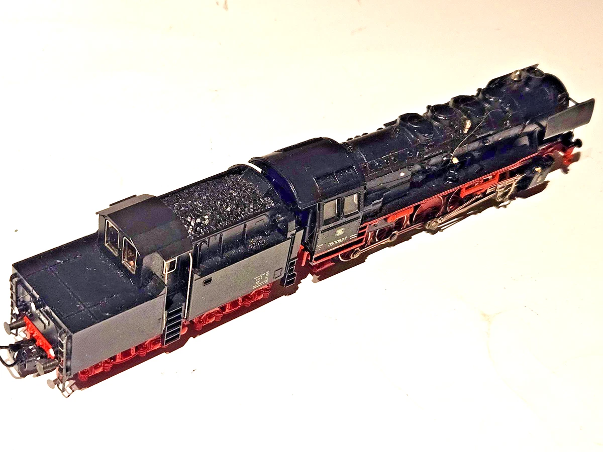 Märklin HO guß Schlepptenderlok BR 50 mit Kabinentender DB schwarz OVP Nr.3084/1