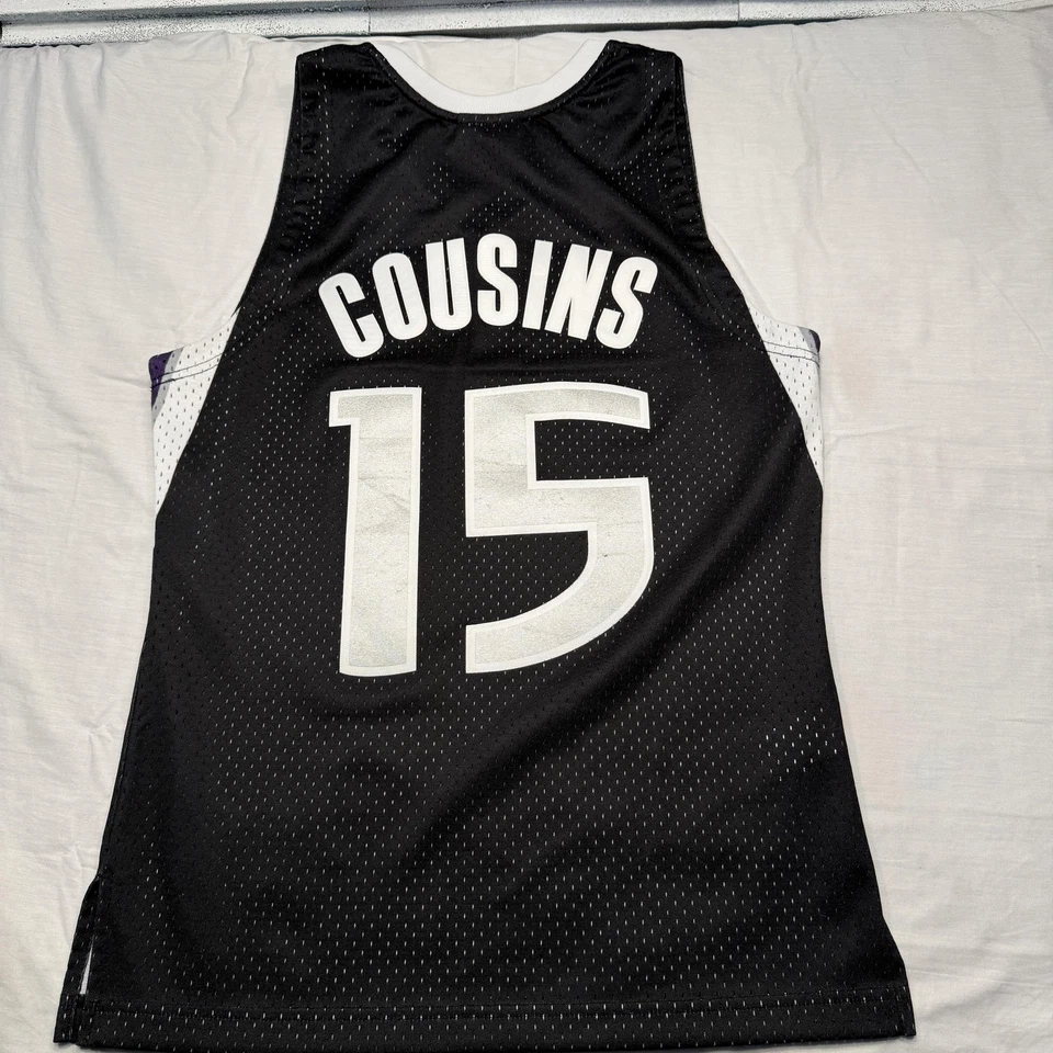 Sacramento Kings Jersey Mens Small Black NBA Basketball DeMarcus Cousins 15 - Image 2 of 4
